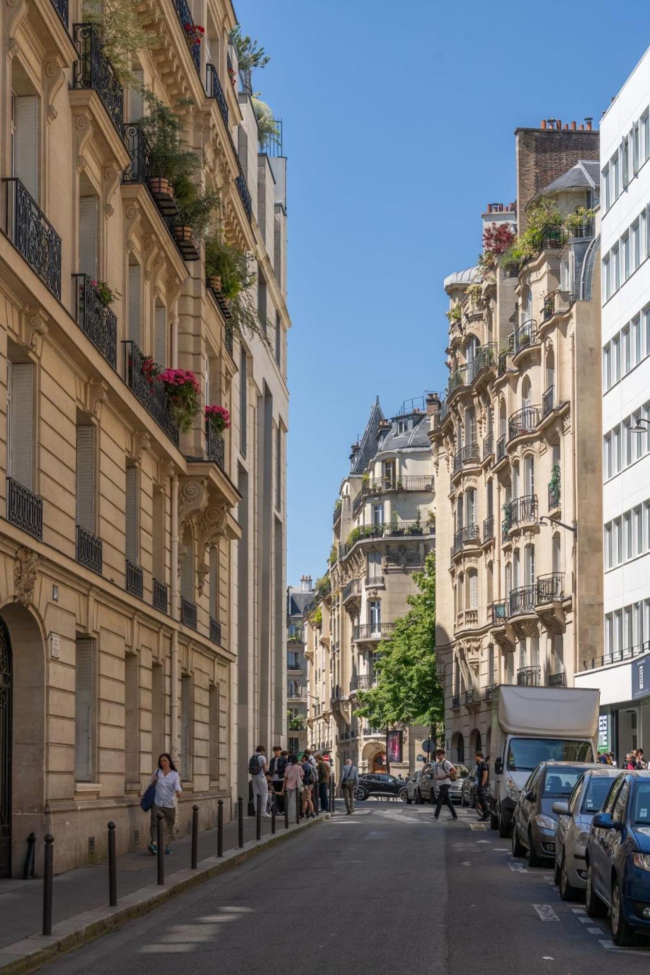An Attractive Flat Near By St Germain, Jardin Du Luxembourg * Paris