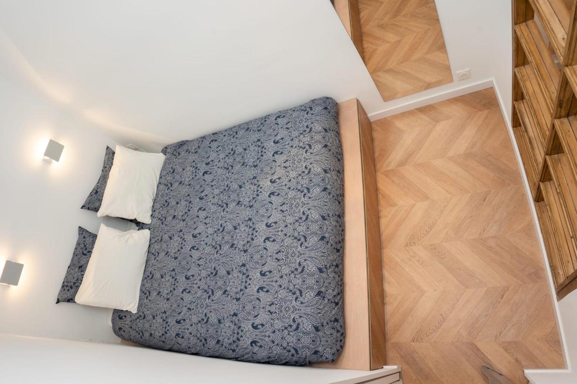 An Attractive Flat Near By St Germain, Jardin Du Luxembourg Paris